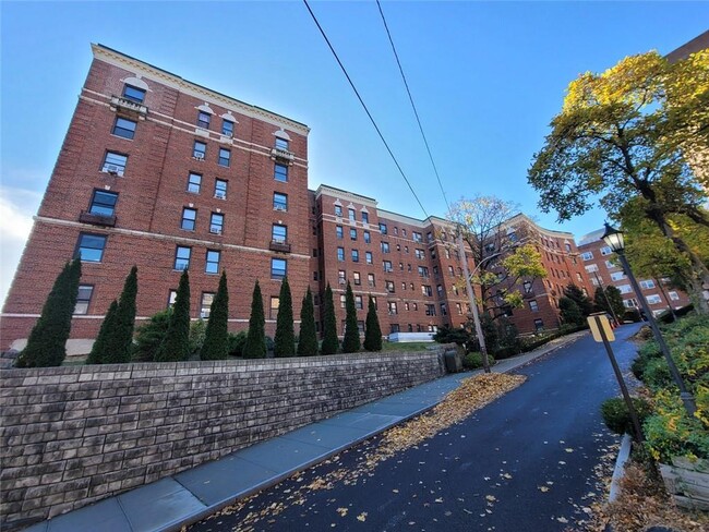 Photo - 1 Broad Pkwy Condo Unit 5R