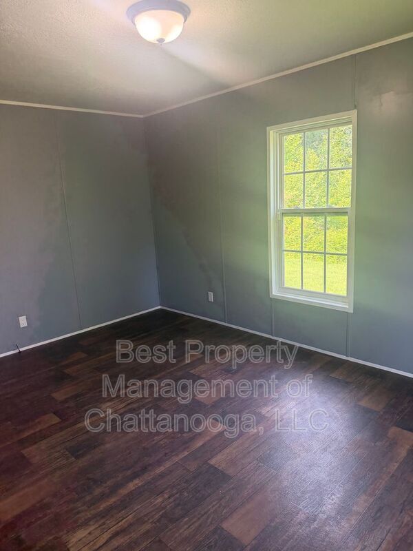 Photo - 1375 Shinbone Rd