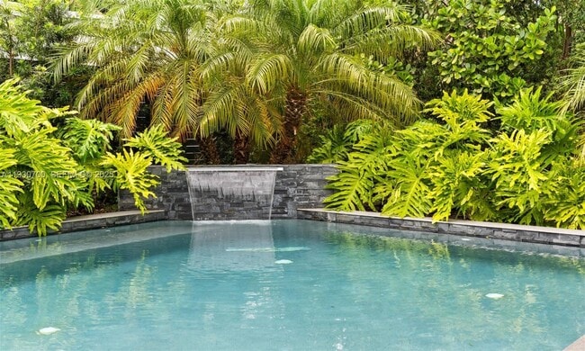 Photo - 685 NE 50th Terrace