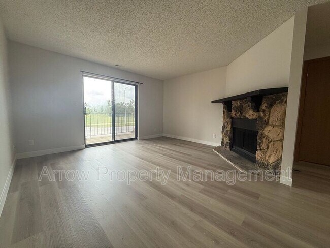 Photo - 2330 N 44th St Condo Unit 8