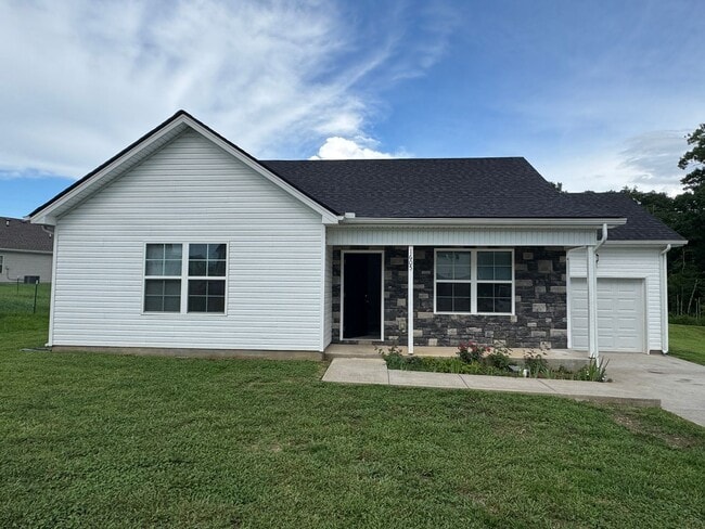 Photo - 1605 Gambill Wood Dr