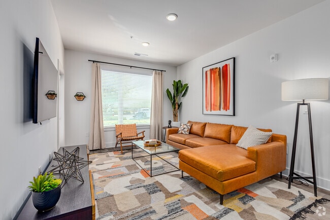 2 BR, 2 BR - 1,126SF