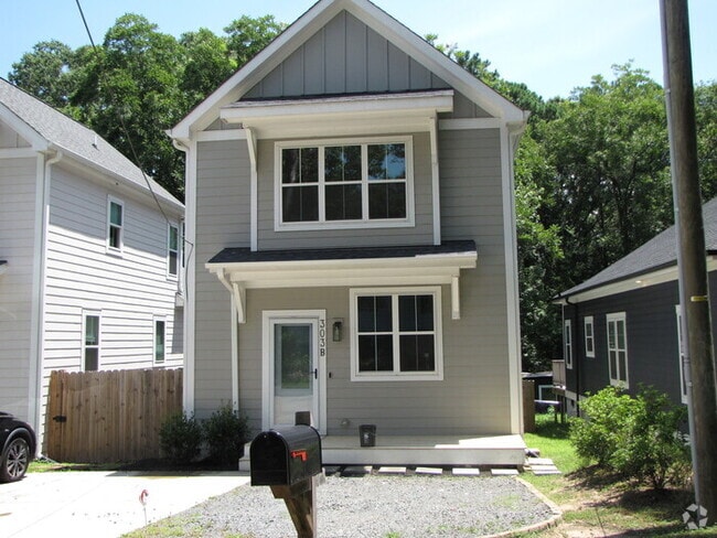 Building Photo - 303B Truce Street, Durham NC  27703 Rental
