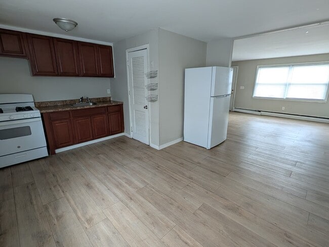 Photo - 114 Fairmont Ave