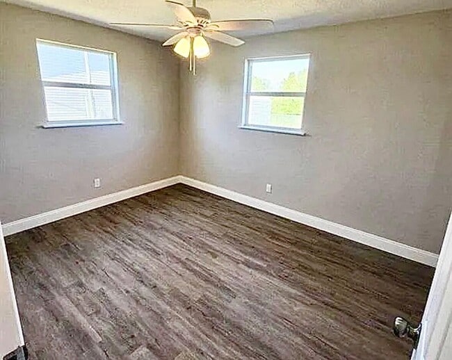 Photo - 1249 Chobee St