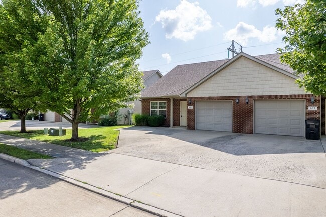 Photo - 601-603 Glenstone Dr. Unit 601 Glenstone Dr.