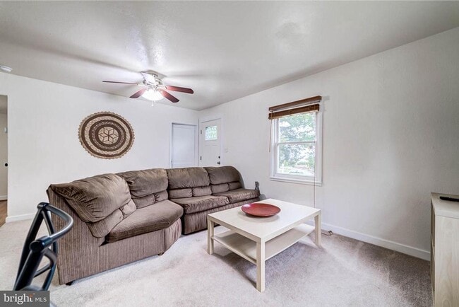 Photo - 2425 Fort Dr