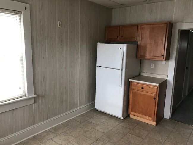 Photo - 130 Mooney St