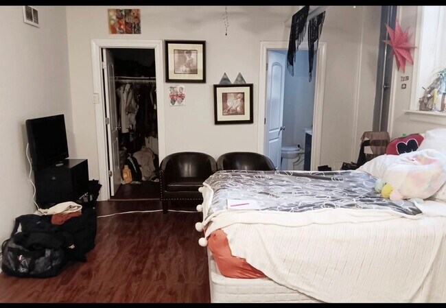 Photo - 2129 N Dayton St