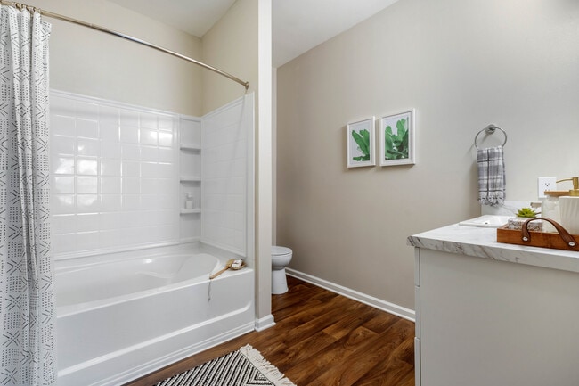 Photo - Galleria Village