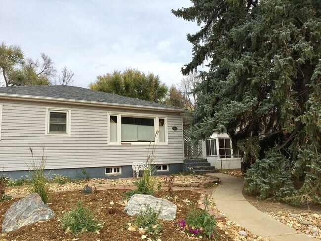 Building Photo - Sunny + Bright Near Sunset Park in Old Tow... Rental