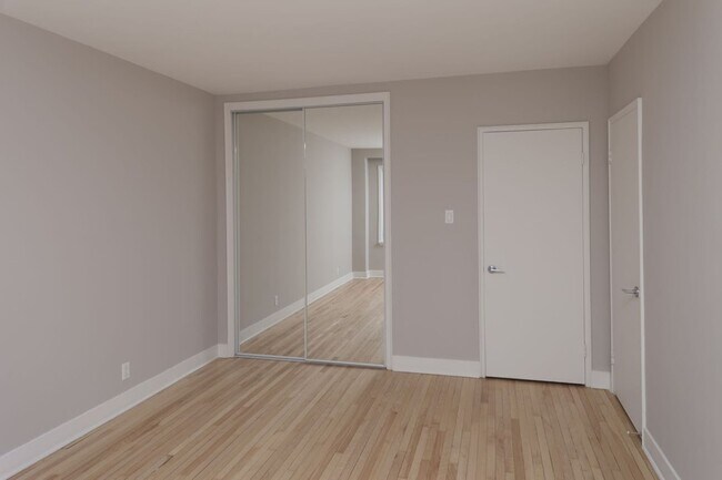 Photo - 3468 Rue Drummond Unit 704