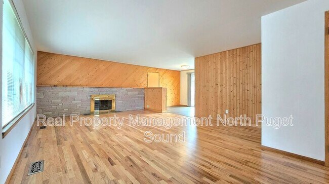 Photo - 8002 W Glen Dr