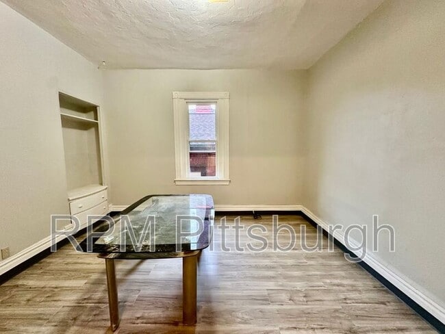 Photo - 1017 Emporia St