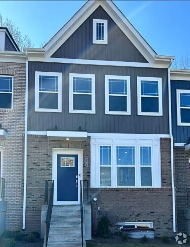 Building Photo - 2942 Bridgewater Dr Rental