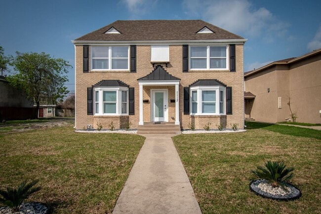 Building Photo - Won't last! Rental