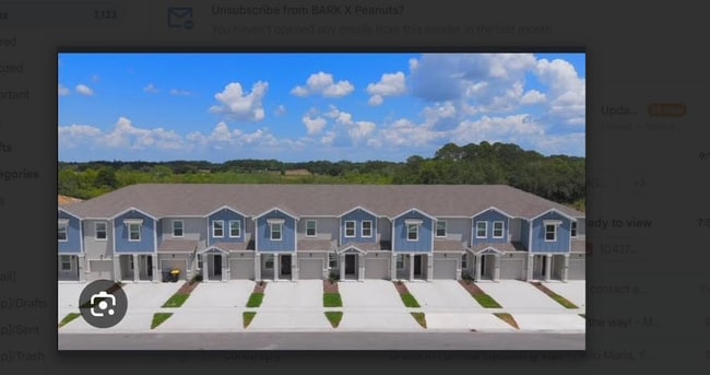 Building Photo - 2926 Savoir Ave