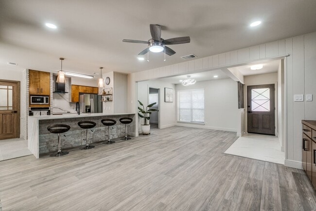 Photo - Updated 3BR Near Medical Center | Quartz Counters | Patio| Easy I-10 Access