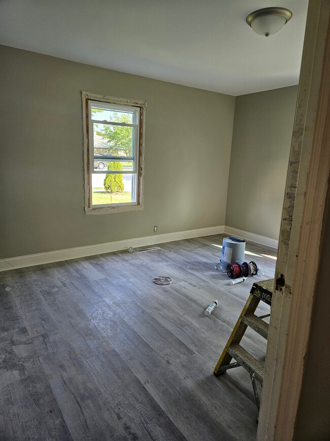 Photo - 1020 S Park Blvd