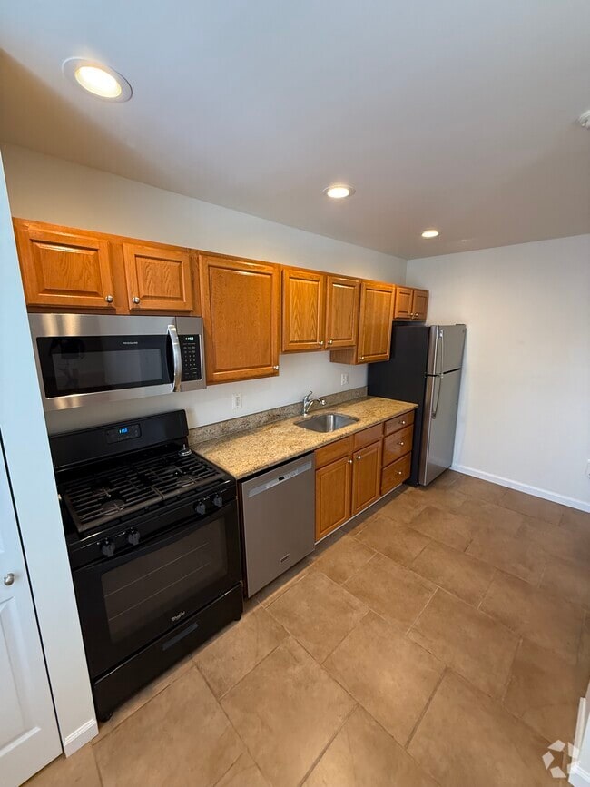 Building Photo - 1538 S 9th St Unit 2 Rental
