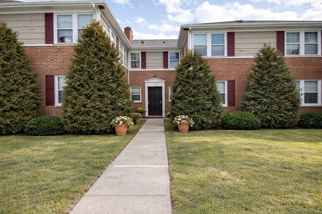 Building Photo - 14 Stevens St Unit 5