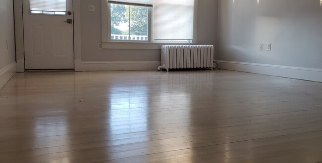 Building Photo - 36 Porter St Unit 3