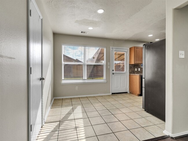 Photo - 10914 View Pointe Ln