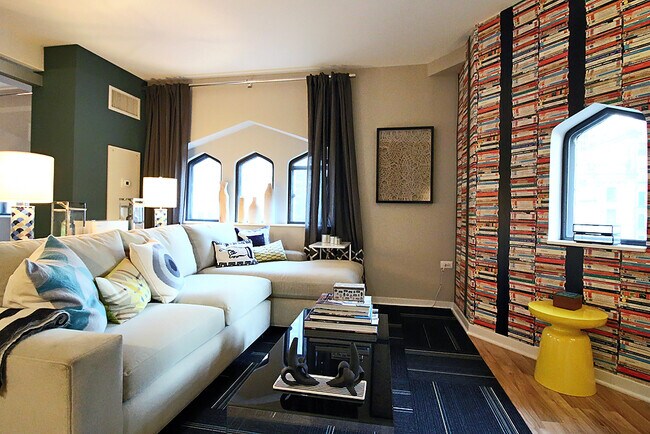 Photo - 188 W Randolph St