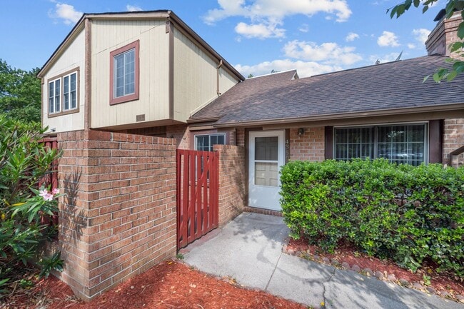 4350 Gadwall Pl