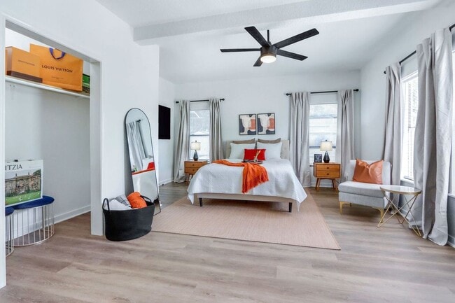 Photo - 1213 Spicewood