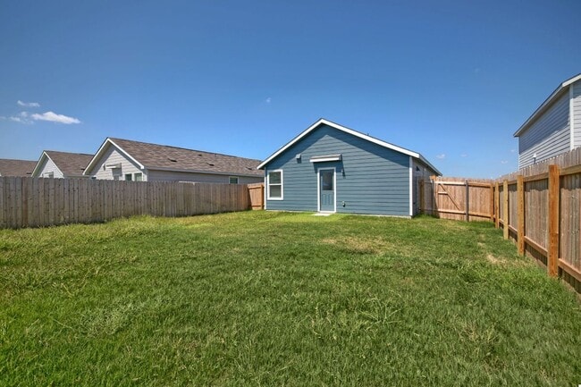 Photo - 136 Jack Browning Dr