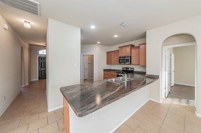 Photo - 643 Alexander St