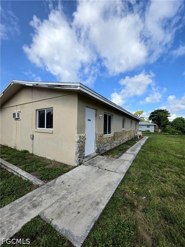 Photo - 5546 Sixth Ave