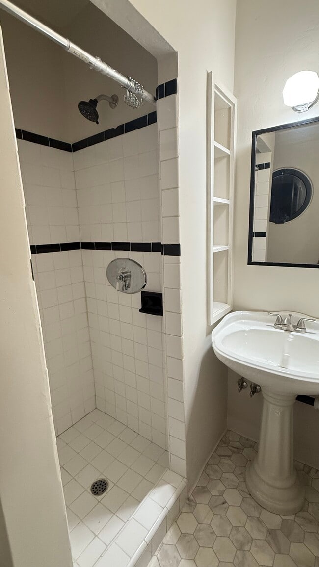 BATHROOM - 4400 N Lakewood Blvd Unit 4400 AND A HALF