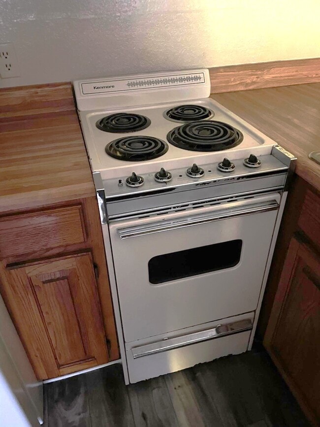 Photo - 2310 Bamboo Dr Unidad J303