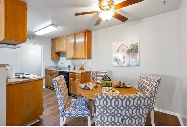 Photo - Sunrise Fountains