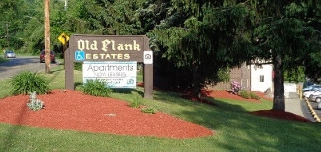 Photo - 152 Old Plank Rd