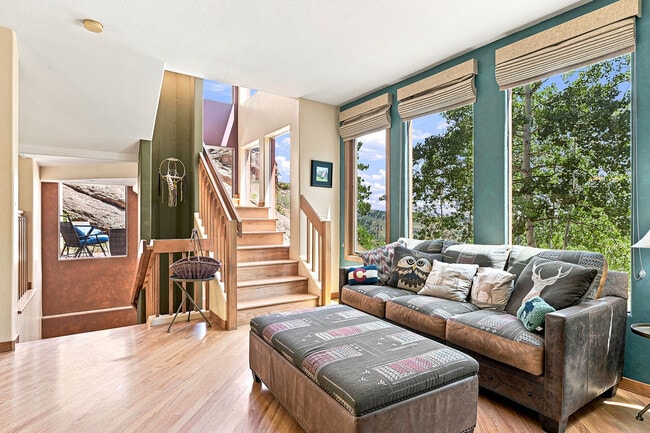 551 Aspen Dr