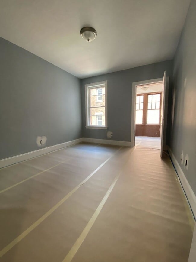 Photo - Fully Renovated, Central Heat/AC, Large bedrooms, Central Location. Laundry on a Site