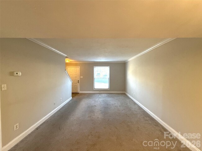 Photo - 7906 Oak Meadow Ct