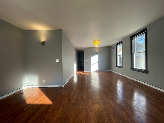 Photo - 1819 S May St Unit 1