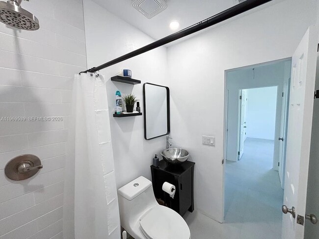 Photo - 601 De Leon Dr