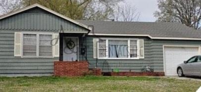 Photo - 905 E 11th St