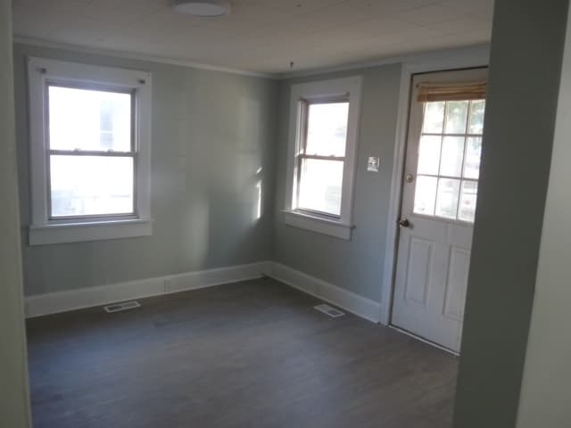 Photo - 105 Francis St