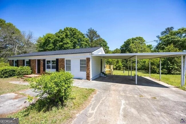 Photo - 427 Gun Club Rd