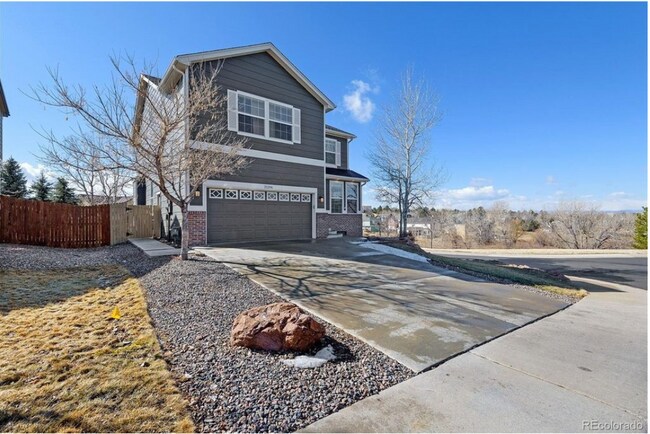 Photo - Beautiful 2-Story Home In Hidden River. Finished Basement. Turfed Backyard.