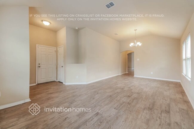 6616 Chalk River Dr