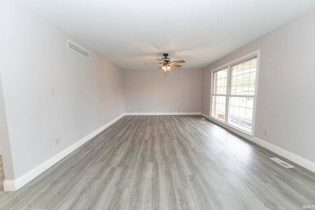 Photo - 7877 Marywood Dr