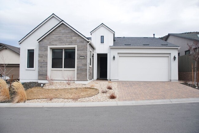 Building Photo - Beautiful Toll Brothers 3BR, 3Bath, 2Car Home in South Reno