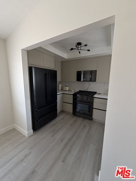 Photo - 8601 Sunland Blvd